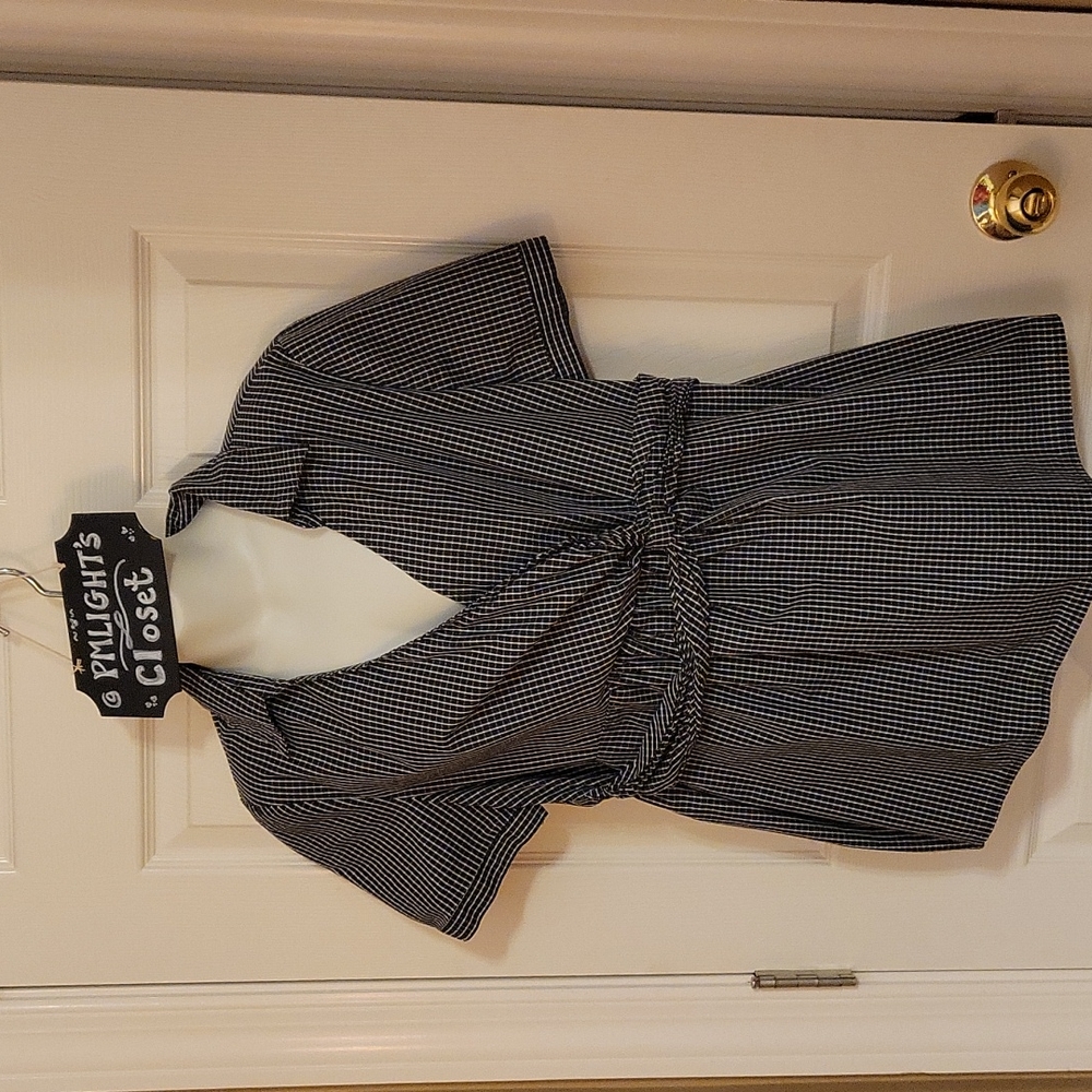 Motherhood Maternity Top Large Navy and White Checked Wrap Short Sleeve